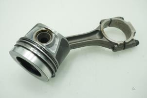 Gebruikte Drijfstang Audi A5 Sportback (8TA) 2.0 TDI 16V Prijs € 90,75 Inclusief btw aangeboden door Brus Motors BV