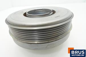 Gebruikte Poelie Krukas BMW 5 serie (G30) 520d 2.0 16V TwinPower Turbo EDE Prijs € 121,00 Inclusief btw aangeboden door Brus Motors BV