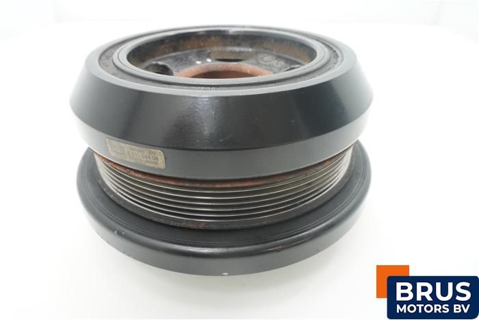 Krukas Poelie van een BMW 5 serie (F10) M550d 3.0 xDrive 24V 2016