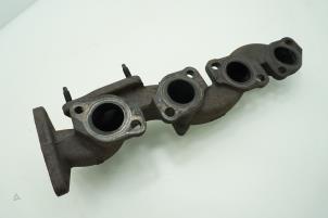 Gebruikte Uitlaatspruitstuk Landrover Range Rover IV (LG) 4.4 SDV8 32V Prijs € 90,75 Inclusief btw aangeboden door Brus Motors BV