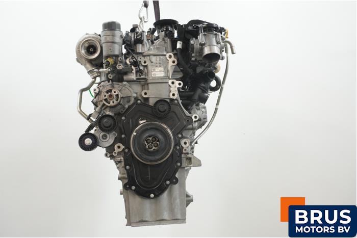 Gebruikte Motor Landrover Velar Prijs € 6.655,00 Inclusief btw aangeboden door Brus Motors BV