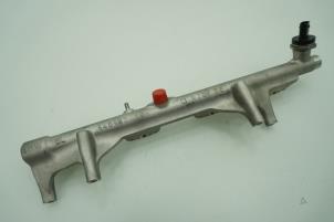 Gebruikte Injector brug Mini Clubman (F54) 2.0 Cooper S 16V Prijs € 121,00 Inclusief btw aangeboden door Brus Motors BV
