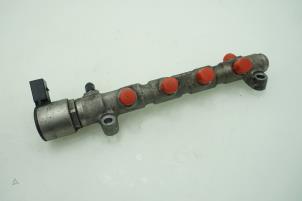 Gebruikte Injector brug Volkswagen Transporter T6 2.0 TDI Prijs € 121,00 Inclusief btw aangeboden door Brus Motors BV