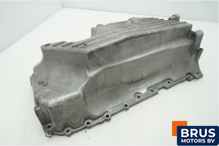 Gebruikte Carterpan Volkswagen Transporter/Caravelle T5 2.5 TDi PF Prijs € 90,75 Inclusief btw aangeboden door Brus Motors BV