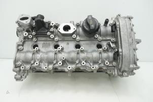 Gebruikte Cilinderkop Mercedes C (W205) C-180 1.6 16V Prijs € 907,50 Inclusief btw aangeboden door Brus Motors BV