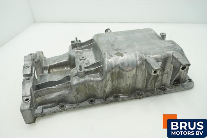Gebruikte Carterpan Hyundai i30 (FD) 1.6 CRDi 16V VGT HP Prijs € 60,50 Inclusief btw aangeboden door Brus Motors BV