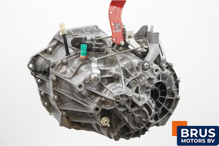Gebruikte Versnellingsbak Mercedes Vito (447.6) 1.6 111 CDI 16V Prijs € 1.149,50 Inclusief btw aangeboden door Brus Motors BV