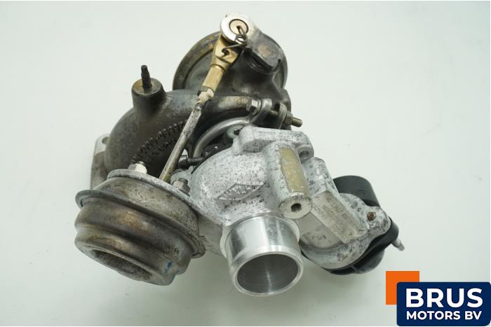 Gebruikte G-lader Citroen C4 Berline (NC) 1.2 12V PureTech 110 Prijs € 363,00 Inclusief btw aangeboden door Brus Motors BV