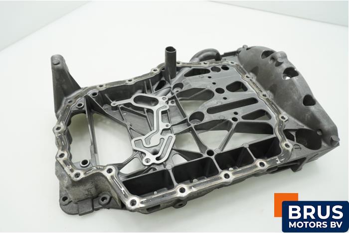 Gebruikte Carterpan Volkswagen Jetta IV (162/16A) 1.4 TSI Hybrid 16V Prijs € 90,75 Inclusief btw aangeboden door Brus Motors BV