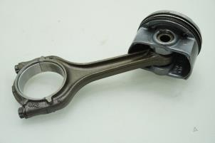 Gebruikte Drijfstang Volkswagen Jetta IV (162/16A) 1.4 TSI Hybrid 16V Prijs € 90,75 Inclusief btw aangeboden door Brus Motors BV