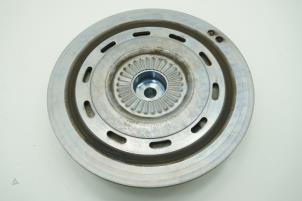 Gebruikte Krukas Poelie Volvo S60 III (ZS) 2.0 B4 16V Mild Hybrid Geartronic Prijs € 121,00 Inclusief btw aangeboden door Brus Motors BV