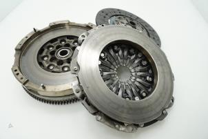 Gebruikte Dubbele massa vliegwiel Ford Transit Custom 2.0 TDCi 16V Eco Blue 130 Prijs € 302,50 Inclusief btw aangeboden door Brus Motors BV