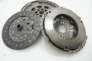 Gebruikte Dubbele massa vliegwiel Mercedes Vito (447.6) 1.6 111 CDI 16V Prijs € 302,50 Inclusief btw aangeboden door Brus Motors BV