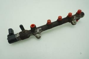 Gebruikte Injector brug Ford Transit Custom 2.0 TDCi 16V Eco Blue 130 Prijs € 90,75 Inclusief btw aangeboden door Brus Motors BV