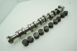 Gebruikte Nokkenas Volkswagen Transporter T5 2.5 TDi Prijs € 181,50 Inclusief btw aangeboden door Brus Motors BV