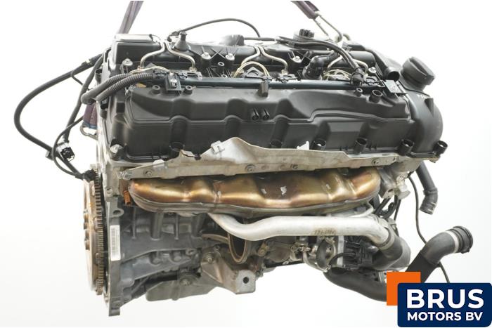 Motor van een BMW 5 serie (F10) 535i 24V TwinPower Turbo 2016