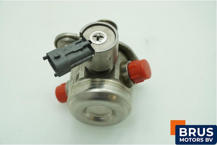 Gebruikte Brandstofpomp Mechanisch Volvo V40 (MV) 1.6 T3 GTDi 16V Prijs € 121,00 Inclusief btw aangeboden door Brus Motors BV