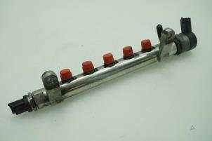 Gebruikte Verstuiver brug Landrover Range Rover Evoque (LVJ/LVS) 2.2 TD4 16V 5-drs. Prijs € 121,00 Inclusief btw aangeboden door Brus Motors BV