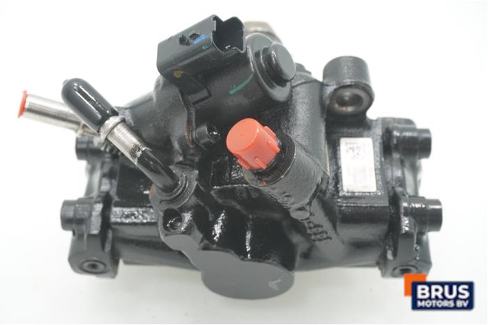 Hogedrukpomp van een Renault Master III (FV) 2.3 dCi 165 16V FWD 2020