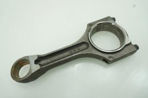 Gebruikte Drijfstang BMW 5 serie (E60) 520d 16V Prijs € 90,75 Inclusief btw aangeboden door Brus Motors BV