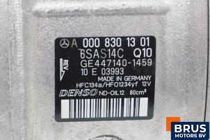 Aircopomp van een Mercedes-Benz E (W213) E-400d 2.9 24V 4-Matic 2022