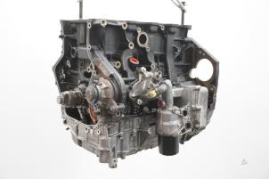 Gebruikte Draaiend Gedeelte motor Renault Trafic Passenger (1JL/2JL/3JL/4JL) 2.0 dCi 16V 145 Prijs € 1.512,50 Inclusief btw aangeboden door Brus Motors BV