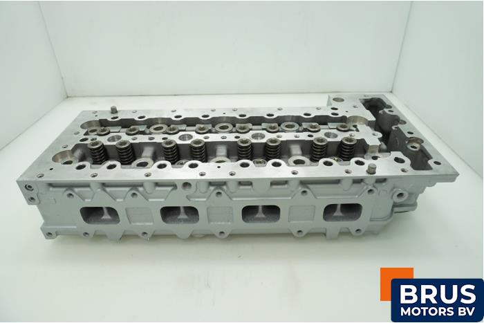 Gereviseerde Cilinderkop Mitsubishi Canter 3.0 16V 815,816 Prijs € 1.149,50 Inclusief btw aangeboden door Brus Motors BV