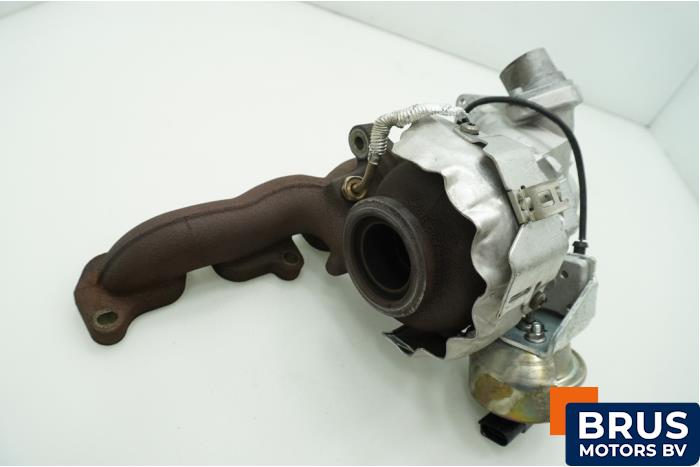 Turbo van een Volkswagen Caddy Combi IV 2.0 TDI 102 2017