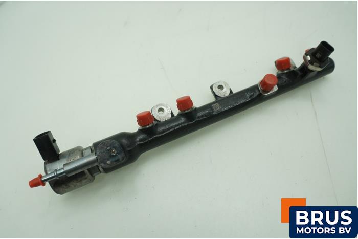Gebruikte Verstuiver brug Renault Master III (JV) 2.3 dCi 16V 150 Prijs € 181,50 Inclusief btw aangeboden door Brus Motors BV
