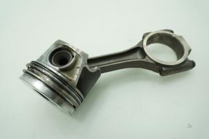 Gebruikte Drijfstang Dodge Journey 2.0 CRD 16V Prijs € 90,75 Inclusief btw aangeboden door Brus Motors BV