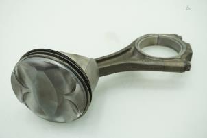 Gebruikte Drijfstang BMW 5 serie (E60) 540i 32V Prijs € 90,75 Inclusief btw aangeboden door Brus Motors BV