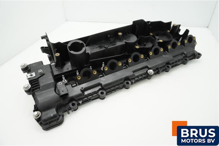 Gebruikte Kleppendeksel BMW 5 serie (E60) 530d 24V Prijs € 121,00 Inclusief btw aangeboden door Brus Motors BV