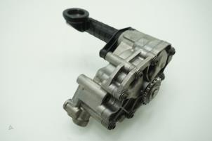 Gebruikte Oliepomp Opel Vivaro 2.0 CDTI 150 Prijs € 151,25 Inclusief btw aangeboden door Brus Motors BV