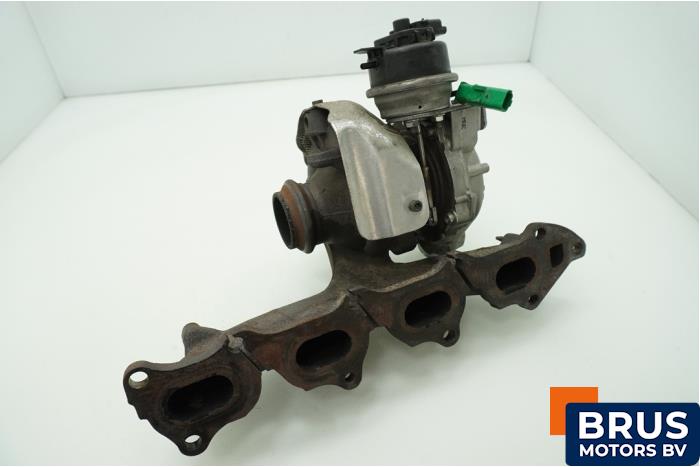 Turbo van een Opel Vivaro 2.0 CDTI 150 2021