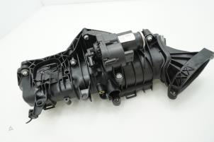 Gebruikte Inlaatspruitstuk Mercedes Vito (447.6) 2.0 119 CDI 16V Prijs € 211,75 Inclusief btw aangeboden door Brus Motors BV