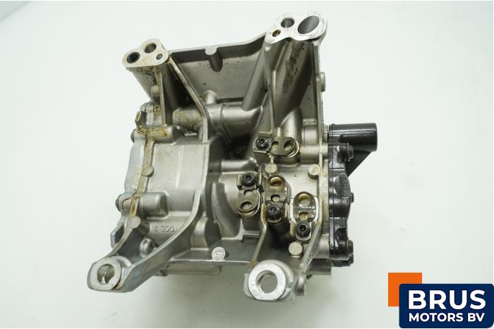 Gebruikte Oliepomp BMW M1 (F20) M140i 3.0 24V Van Prijs € 181,50 Inclusief btw aangeboden door Brus Motors BV
