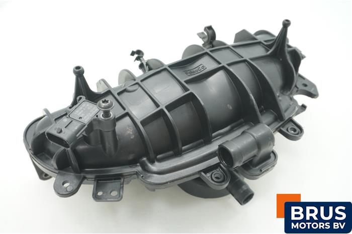 Gebruikte Inlaatspruitstuk Volvo V60 I (FW/GW) 1.6 T3 16V Prijs € 90,75 Inclusief btw aangeboden door Brus Motors BV