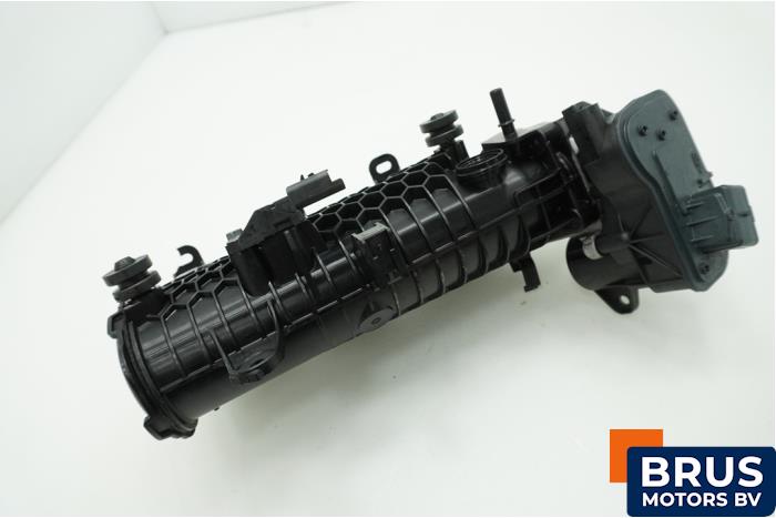 Gebruikte Inlaatspruitstuk Peugeot 2008 (UD/UK/UR/US/UX) 1.2 VTi 12V PureTech 155 Prijs € 90,75 Inclusief btw aangeboden door Brus Motors BV