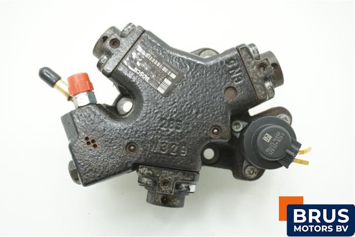 Gebruikte Brandstofpomp Mechanisch Fiat Fiorino (225) 1.3 D 16V Multijet Prijs € 151,25 Inclusief btw aangeboden door Brus Motors BV