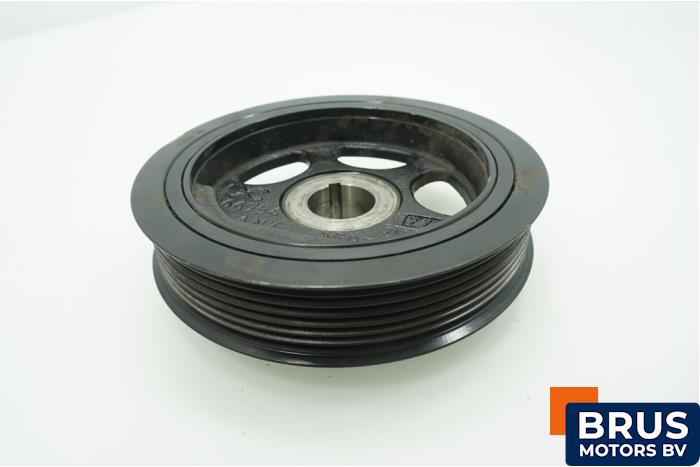 Gebruikte Krukas Poelie Smart Fortwo Coupé (453.3) 1.0 12V Prijs € 60,50 Inclusief btw aangeboden door Brus Motors BV