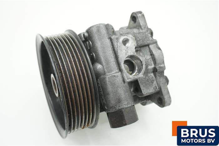 Gebruikte Servopomp Jeep Grand Cherokee (WH/WK) 3.0 CRD V6 24V DPF Prijs € 90,75 Inclusief btw aangeboden door Brus Motors BV