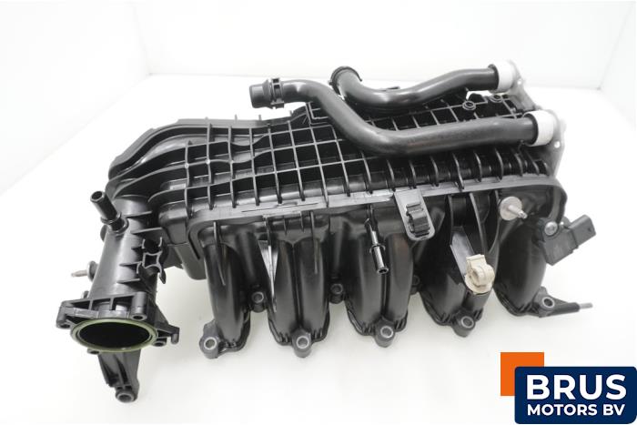 Gebruikte Inlaatspruitstuk Jeep Compass II (MP) 1.3 T4 130 16V Prijs € 181,50 Inclusief btw aangeboden door Brus Motors BV