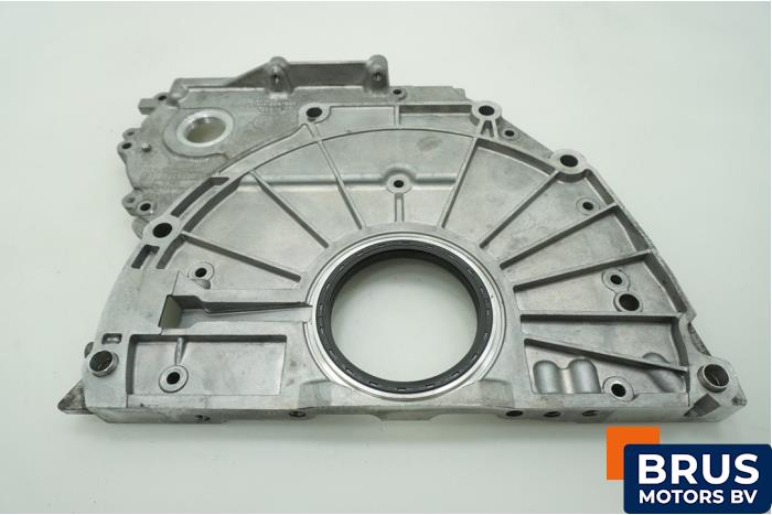 Gebruikte Distributiedeksel BMW 3 serie (F30) 320d 2.0 16V Prijs € 90,75 Inclusief btw aangeboden door Brus Motors BV
