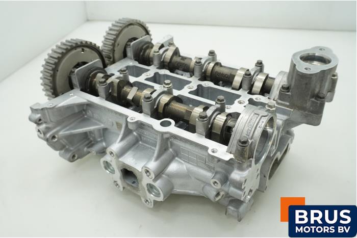 Gebruikte Cilinderkop Ford Focus 3 1.0 Ti-VCT EcoBoost 12V 125 Prijs € 605,00 Inclusief btw aangeboden door Brus Motors BV