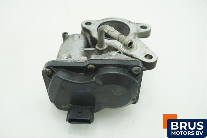 Gebruikte EGR Klep Renault Master III (FV) 2.3 dCi 145 16V FWD Prijs € 90,75 Inclusief btw aangeboden door Brus Motors BV