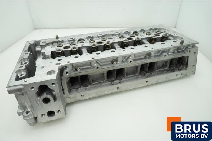 Gebruikte Cilinderkop Iveco New Daily VI 33.180,35.180,52.180,60.180, 70.180. 72.180 Prijs € 605,00 Inclusief btw aangeboden door Brus Motors BV