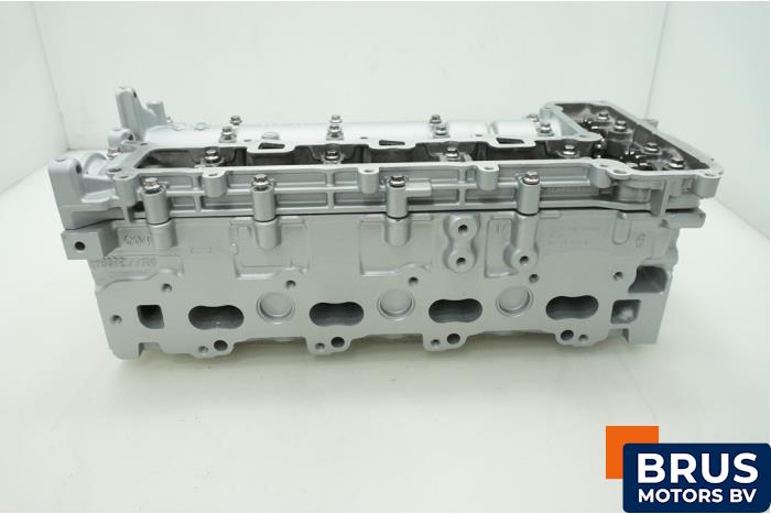 Cilinderkop van een Citroën Jumper (U9) 2.0 BlueHDi 110 2019