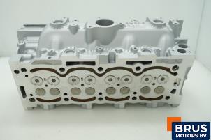 Cilinderkop van een Citroën Jumper (U9) 2.0 BlueHDi 110 2019