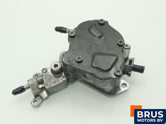 Gebruikte Brandstofpomp Mechanisch Volkswagen Polo IV (9N1/2/3) 1.4 TDI 70 Prijs € 60,50 Inclusief btw aangeboden door Brus Motors BV