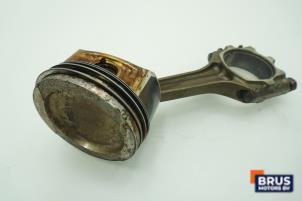 Gebruikte Drijfstang Volkswagen Golf IV (1J1) 2.0 Prijs € 90,75 Inclusief btw aangeboden door Brus Motors BV